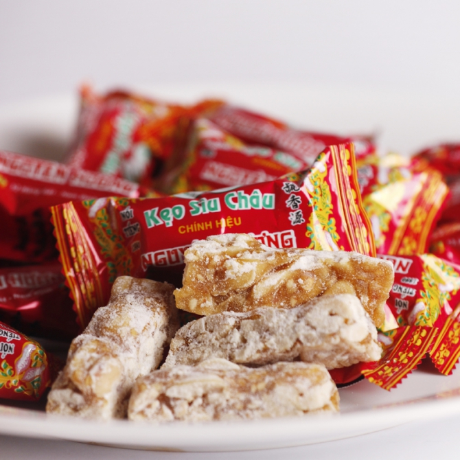keo-siu-chau-chinh-hang-nguyen-huong