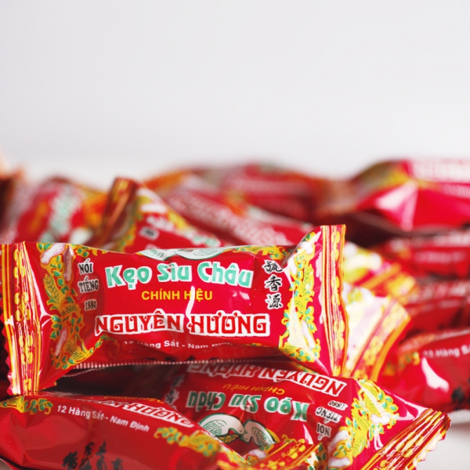 keo-siu-chau-chinh-hang-nguyen-huong
