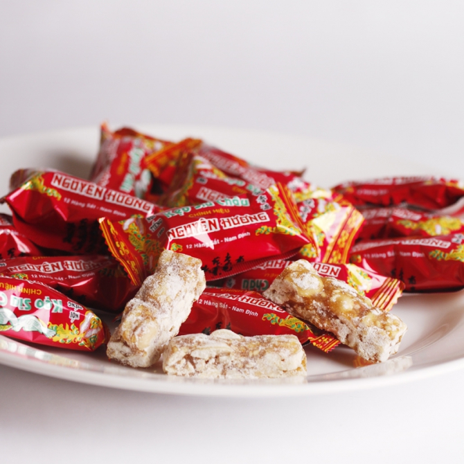 keo-siu-chau-chinh-hang-nguyen-huong