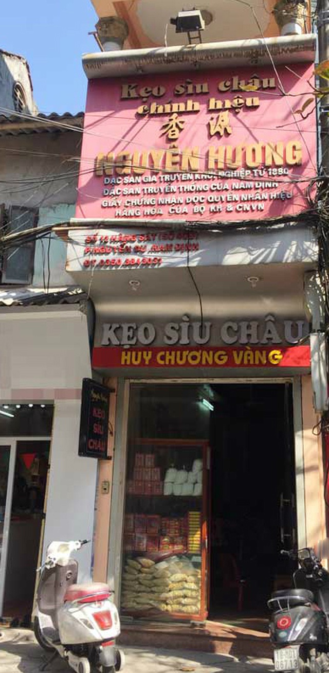 Cửa hiệu 12 Hàng Sắt Kẹo Sìu Châu Nguyên Hương